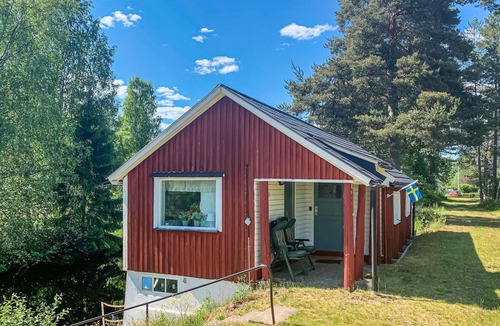 Overbyn House | Cozy home in Torsby with house sea view
