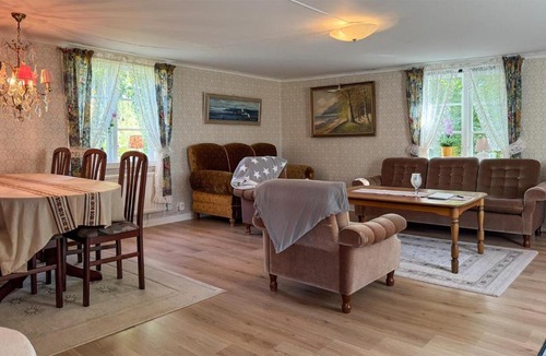 Tranas Municipality House | Cozy Home In Tranås With Wifi