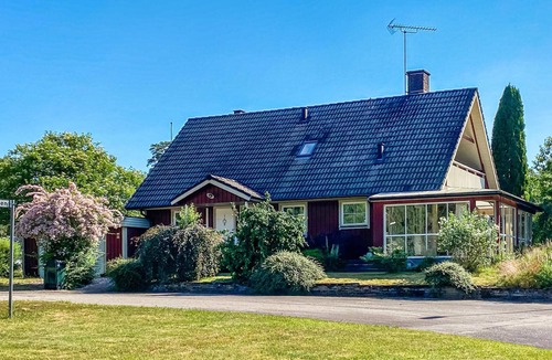 Dorarp House | Cozy home in Vittaryd with WiFi
