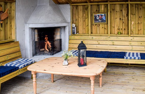 Kviteseid House | Cozy home in Vråliosen with sauna