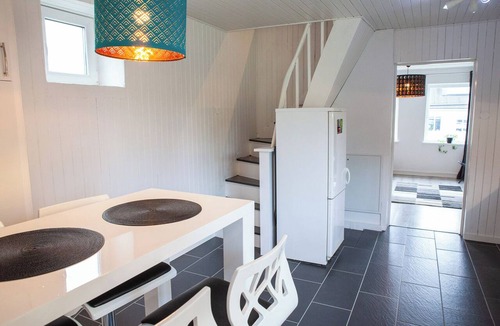 Trelleborg House | Cozy house and garden, a 1-minute walk from the sandy beach in Trelleborg