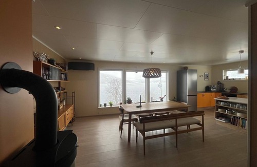 Ersfjordbotn House | Cozy house with great views in the middle of nature near Tromsø