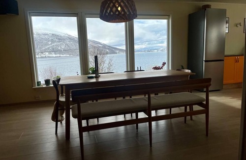 Ersfjordbotn House | Cozy house with great views in the middle of nature near Tromsø