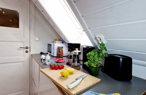 Bergen City Centre Condo | Cozy loft with king bed in the middle of town