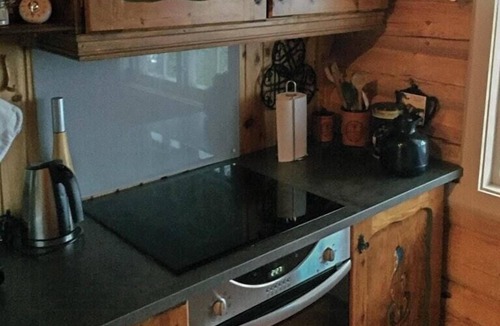 Etnedal House | Cozy, magical mountain cabin with trails