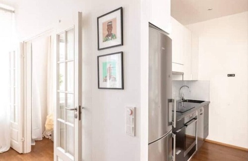 Kamppi Apartment | Cozy & Modern Top Floor 1BR Home in Kamppi 46m2n