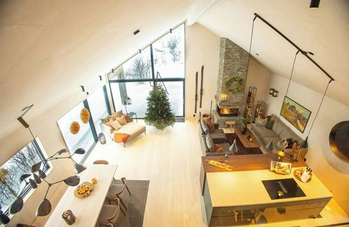 Hol Municipality House | Cozy NEO cabin with ski in ski out in Geilo