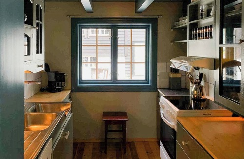 Stryn House | Cozy Nordfjordstove in the heart of Stryn
