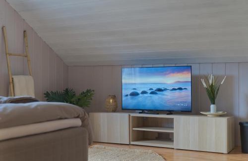 Drammen House | Cozy Nordic Attic with Smart TV & Modern Bathroom