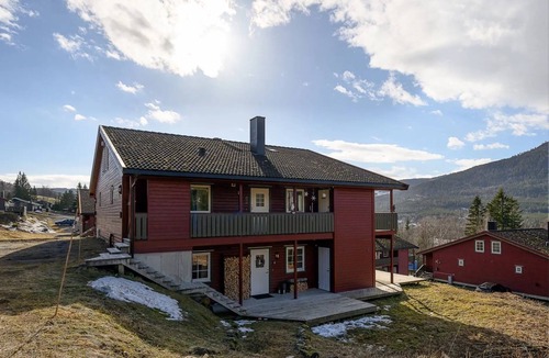 Hafjell Apartment | Cozy Norwegian apartment with sauna right by ski slope and mountain bike tracks.
