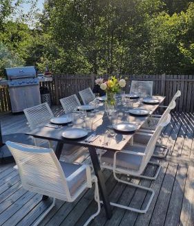 Hjarnarp Villa | Cozy Retreat with Modern Charm