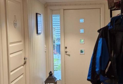 Indre Nærøy House | Cozy room at Hilde Tuti