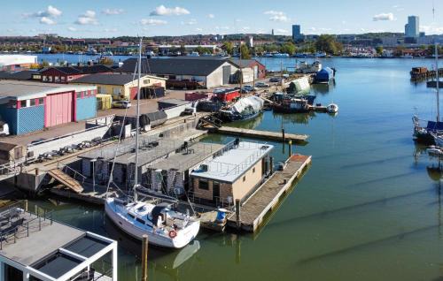 Lundby Boat Rental | Cozy Ship In Göteborg With Sauna