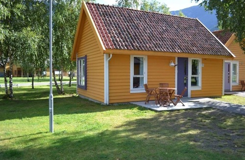 Lærdalsøyri House | Cozy Stays Amidst Norwegian Nature