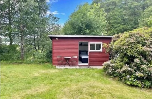 Stigtomta Cabin | Cozy summer cottage near the family-friendly Bärstabadet.