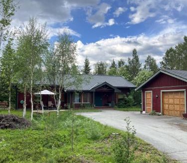 Balsfjord House | Cozy Timber Lodge With Sauna & Grill Hut