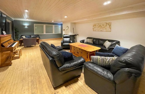 Mesnali Apartment | Cozy vacation apartment in romantic surroundings.