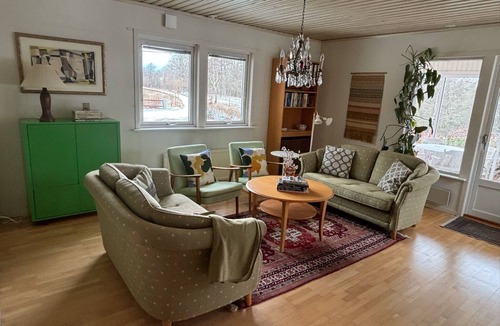 Oppinge House | Cozy vacation home with a view of the water and forest. Pet friendly.
