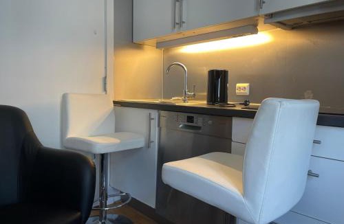 Oslo City Centre Apartment | Dali Oslo center apartment