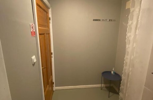 Jorn Apartment | Den Rosa hus!!