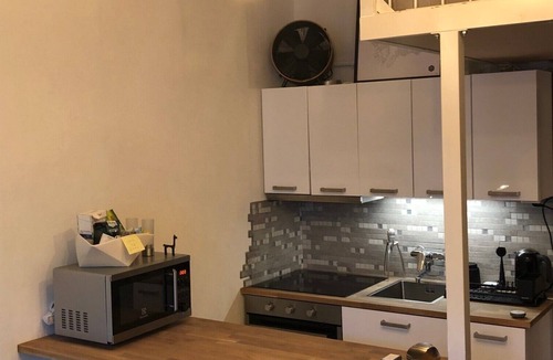 Punavuori Apartment | Design District Area | Compact Apartment Helsinki Center