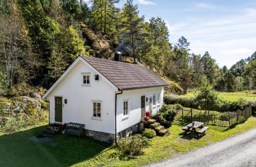 Kvinesdal House | Det Hvite Hus - Fosseland Hytter