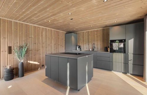 Kviteseid Ski Chalet | Det Kosekroken - Five Bedroom Chalet, Sleeps 10