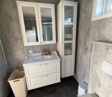 Vestvagøy Apartment | Discover Lofoten from this cosy apartment!