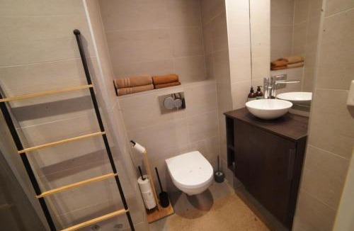 Alesund Apartment | Downtown free parking cozy apartment