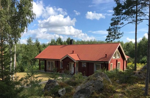 Nybro House | Dream vacation with luxury equipment at the lake - child-friendly - dogs allowed