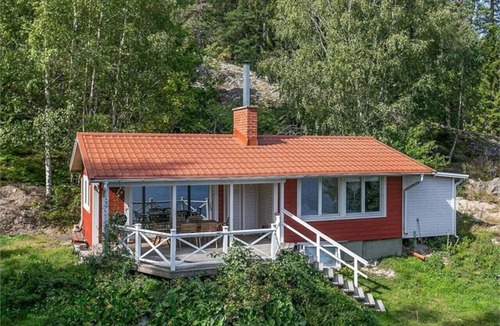 Sodertalje Municipality Apartment | Dreamy House w. Private Dock by Sea