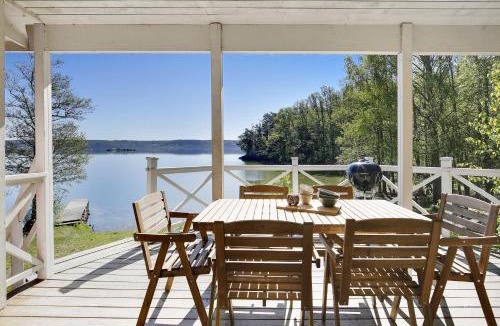 Sodertalje Municipality House | Dreamy House w Private Dock by Sea