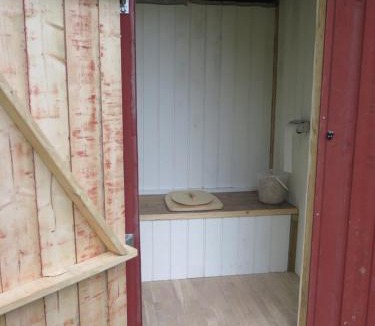 Moja House | Dunderfriggan på Möja