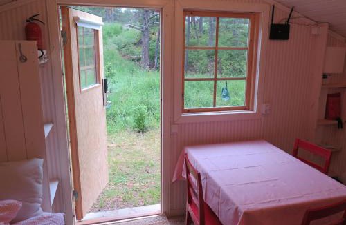 Moja House | Dunderfriggan på Möja