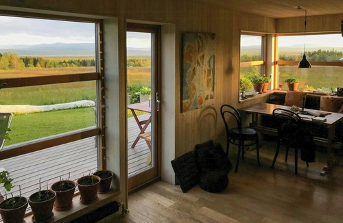 Trangsviken House | Eco-house with mountain views in Högåsen