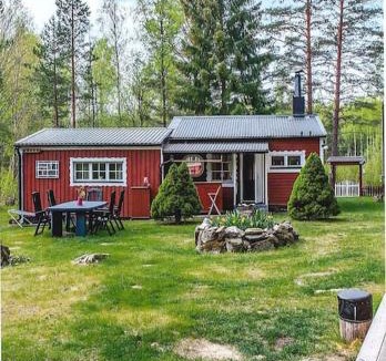 Orebro House | Eden (Natur & lugnet)