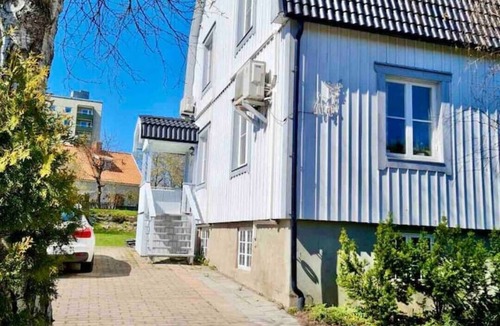 Vasteras Municipality Apartment | Egen Leilighet i Privat Villa