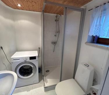 Urshult House | Egen stuga nära Åsnen, Tallbacken