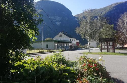 Ovre Eidfjord Resort | Eidfjord Adventure hotel Øvre Eidfjord