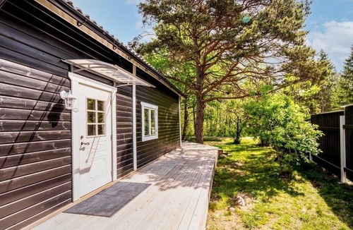 Vikbolandet House | Ekhaga Cabins - Holiday home by the Baltic Sea with sauna & nature