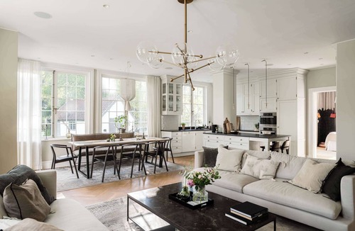 Djursholm Apartment | Elegant 1900s Villa with Garden in Djursholm