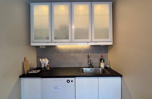 Raufoss Apartment | Elegant Apartment with 3 Bedrooms in the City Center
