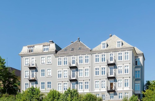 Sentrum Condo | Elegant Bergen City Center Apartment - Ideal