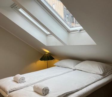 Vossevangen Apartment | Elegant Penthouse - 1 Min To Train Station - Balcony