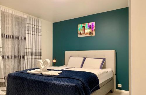 Alesund Apartment | Elegant Townhouse, Breathtaking Views and Free Parking