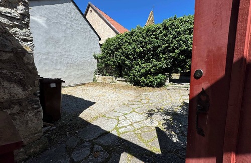 Innerstaden House | Enchanting 4 Bdr Villa close to Medieval cathedral