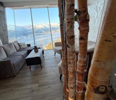 Gloppen Cabin | Engeset Trehytter