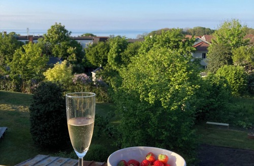Kivik Cottage | English charm in the middle of Kivik