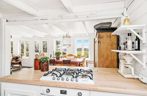 Sogne House | Enjoy a getaway in the Southern archipelago