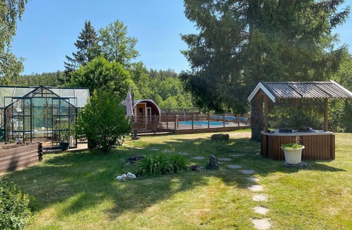 Malmkoping House | Enjoy an unforgettable time in this vacation home with pool and sauna!